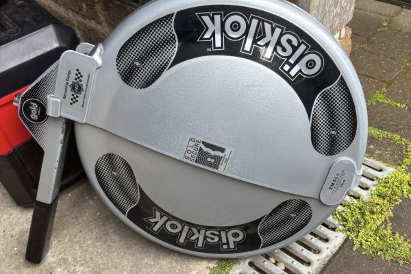 Safe Removal of Disklok Steering Wheel Lock