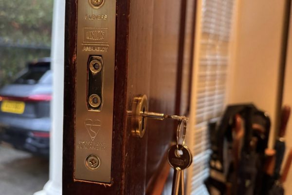 Fresh Fit Union 5 Lever Deadlock Installation