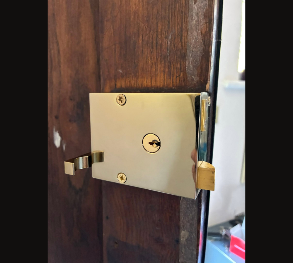 Drawback Nightlatch Replacement